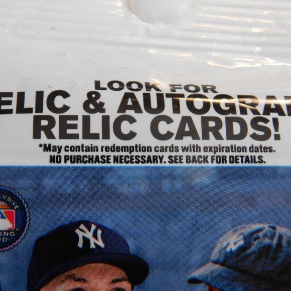 COPY - Topps 2019 Series 1 MLB Baseball Cards - Picture 3 of 4